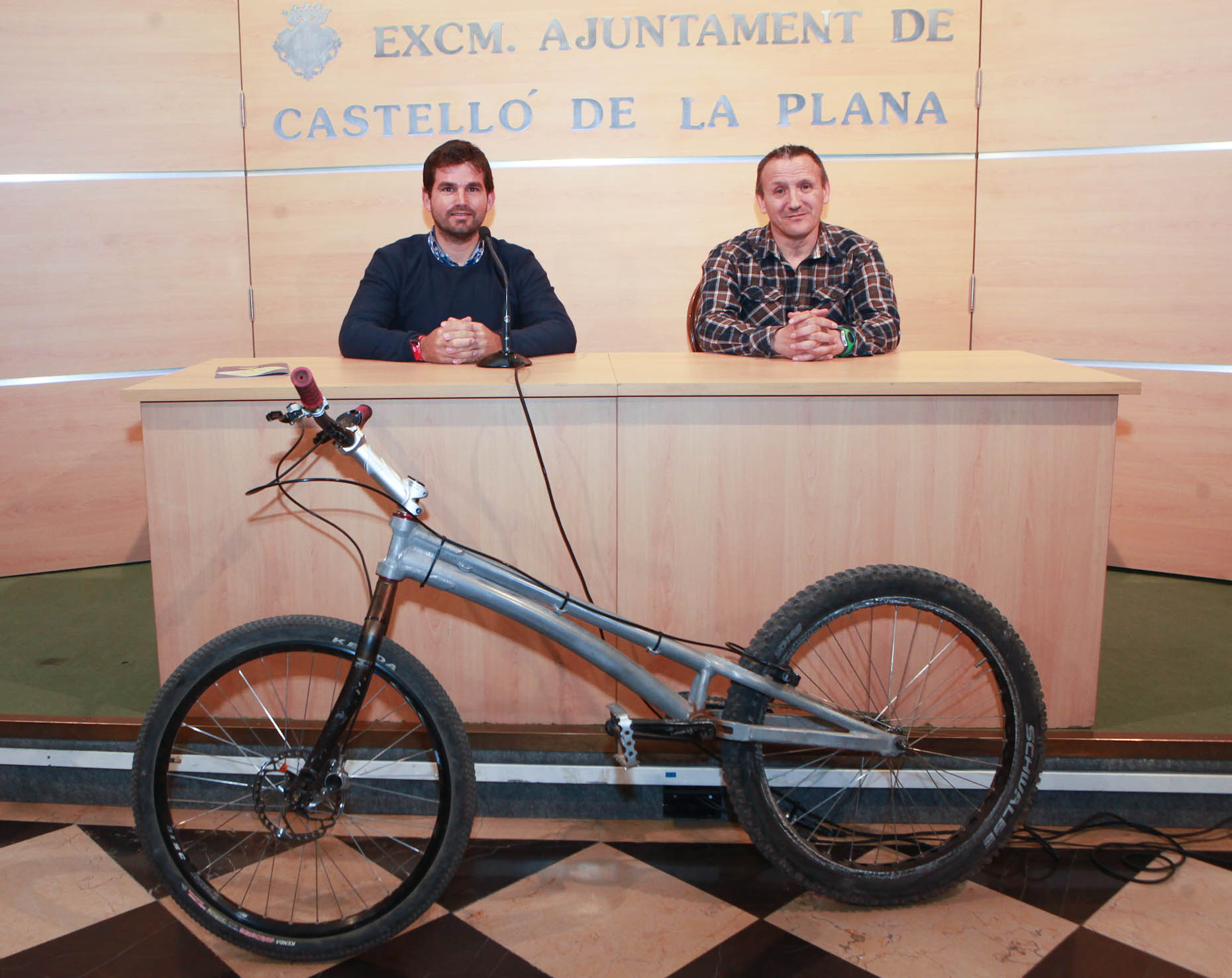 Exhibicion Trial Bici Porcar.jpg