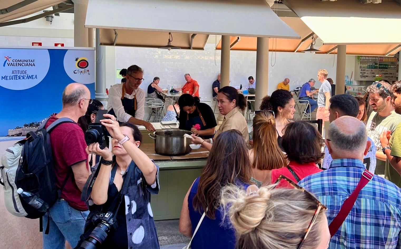 Durante tres días, el Patronato de Turismo ha promocionado los principales encantos turísticos de Castellón ante agencias de viaje de Portugal y ha mantenido más de 50 reuniones para dar difusión a los novedosos paquetes turísticos de experiencias  La concejal de Turismo, Arantxa Miralles, ha indicado que _u_201ceste evento ha sido una grandísima oportunidad para promocionar Castellón a nivel internacional y queremos dar las gracias a la Cámara de Comercio y a Turisme Comunitat Valenciana por hacerlo posible_u_201d