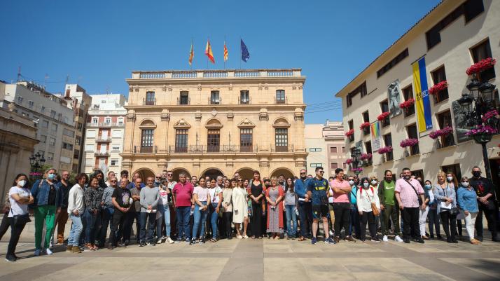 16-05-22 Puerta en la bienvenida al programa Jornals de Vila.jpg