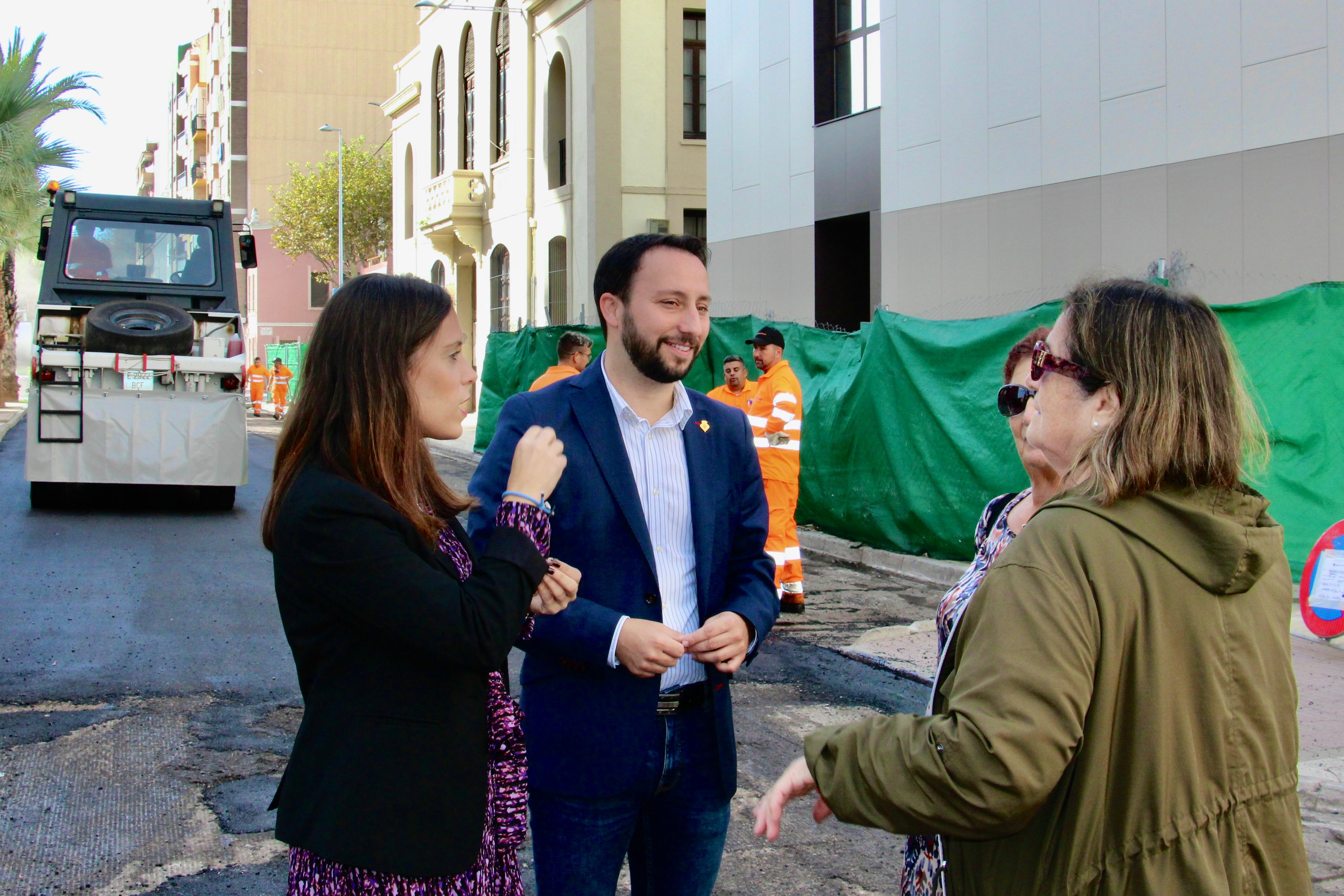 Castelló continua amb l'asfaltat de vials al Grau atenent les peticions veïnals